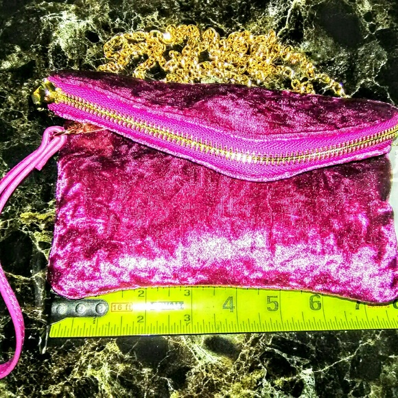 Purplish Crush Velvet Purse! - Picture 2 of 8